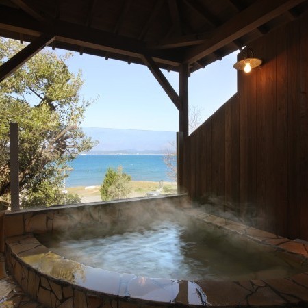 Tateyama Onsen Oshisashiminoyado Tarobe Tateyama Onsen Oshisashiminoyado Tarobe is a popular choice amongst travelers in Tateyama, whether exploring or just passing through. Featuring a satisfying list of amenities, guests will find their s
