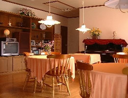 お食事ダイニング