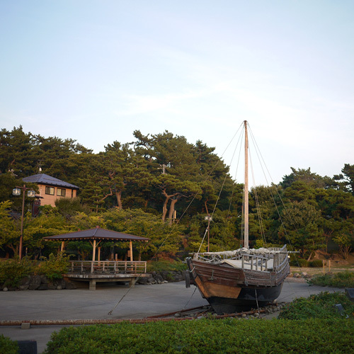 *【周辺スポット】「日和山公園」日本最古級の木造灯台や千石船の復元モデルなど見所がたくさん！
