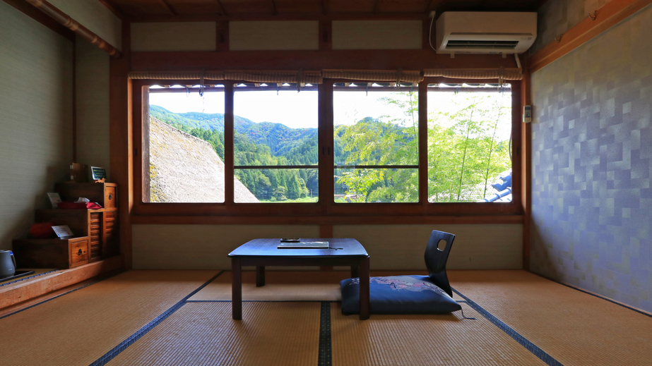 『和室-桜-』（落ち着いた時間が流れる空間）