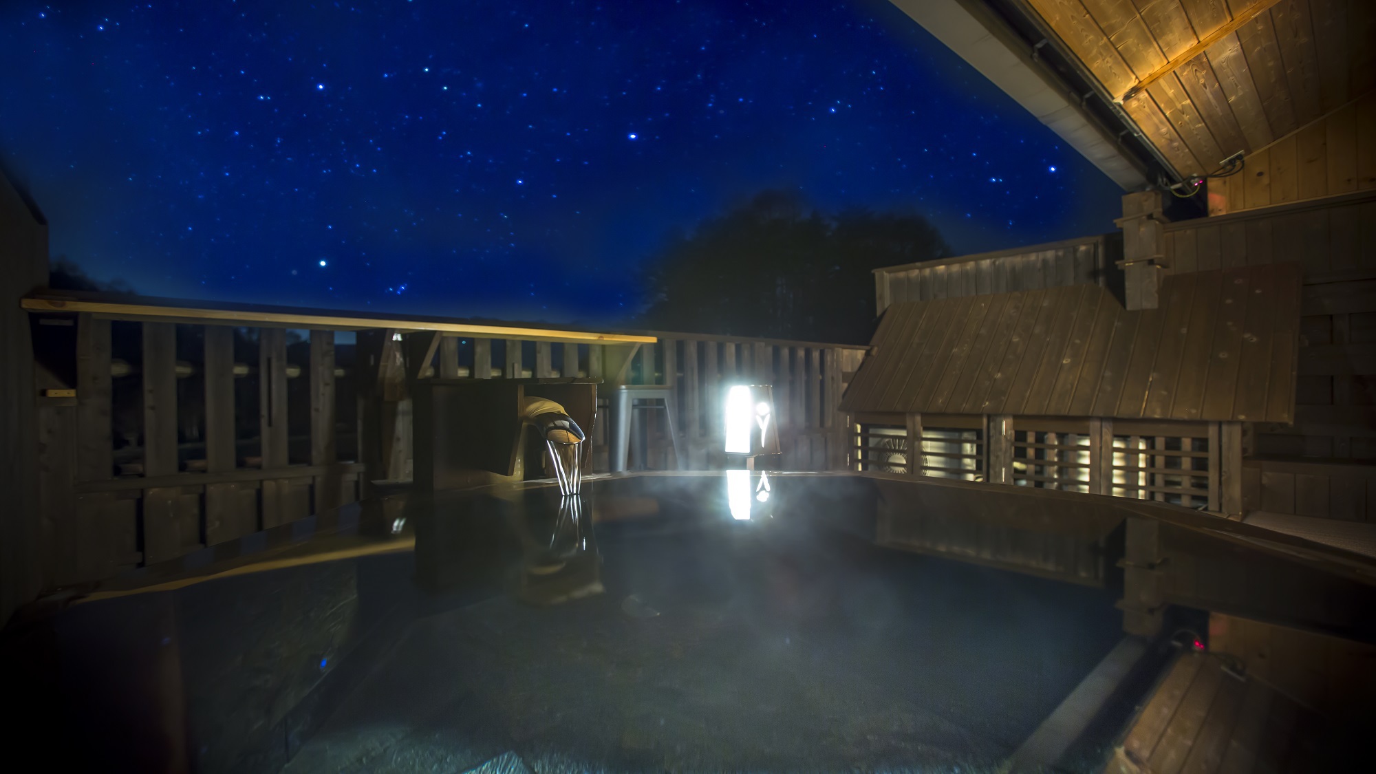 星空眺める露天風呂付客室
