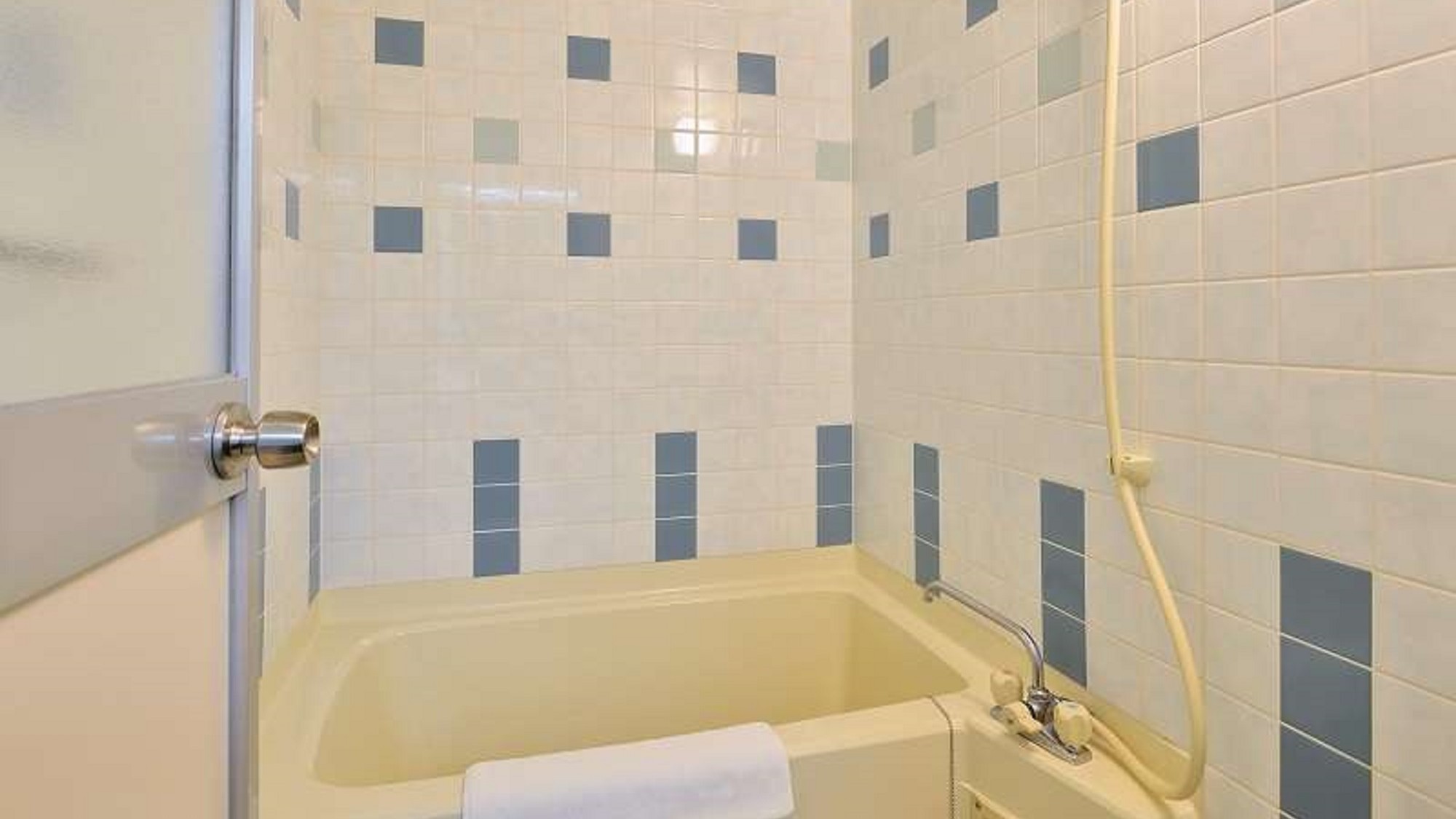 客室内浴場一例（セパレートタイプ）