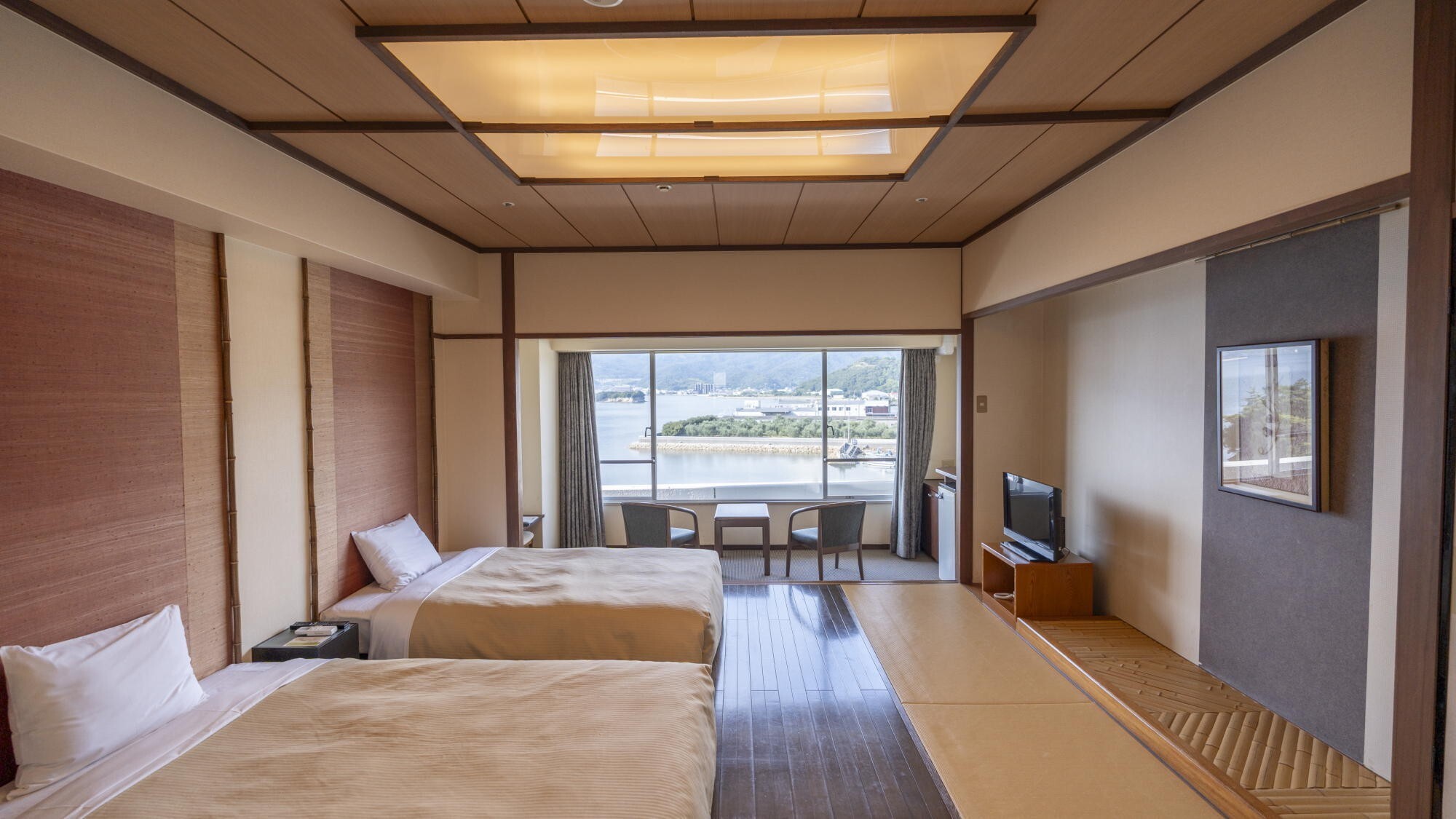 モダンツイン3階（喫煙）｜アジアンリゾートをイメージしたモダンツインルームです。