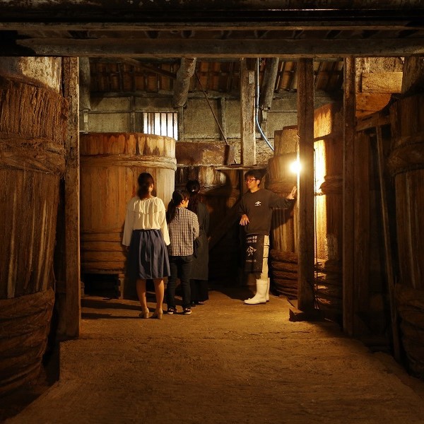 ヤマロク醤油｜古の木桶を大切に使い、伝統的な醤油造りを守り続けている「ヤマロク醤油」