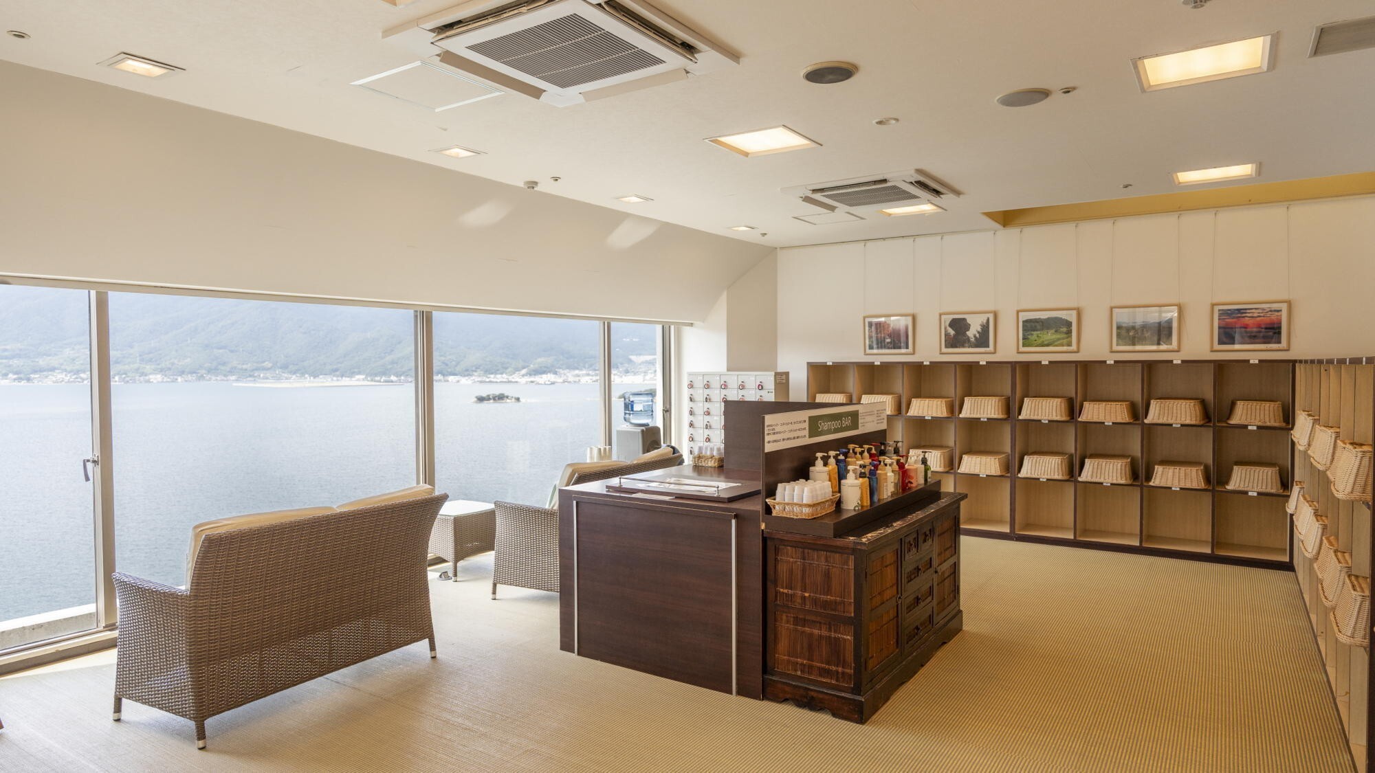 大浴場脱衣所｜女性用