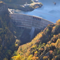 【豊平峡ダム】−ダム100選に選ばれた美しいダム−