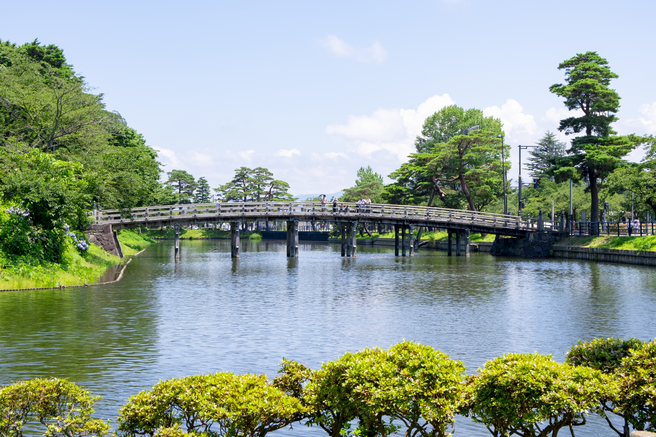 高田城址公園極楽橋