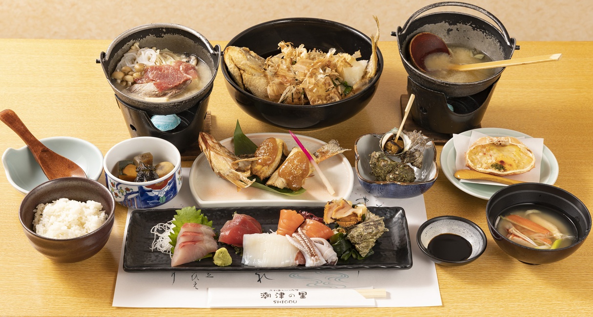 *【料理一例】新鮮な日本海の海の幸を中心とした和食（内容は仕入れにより変わる場合がございます。