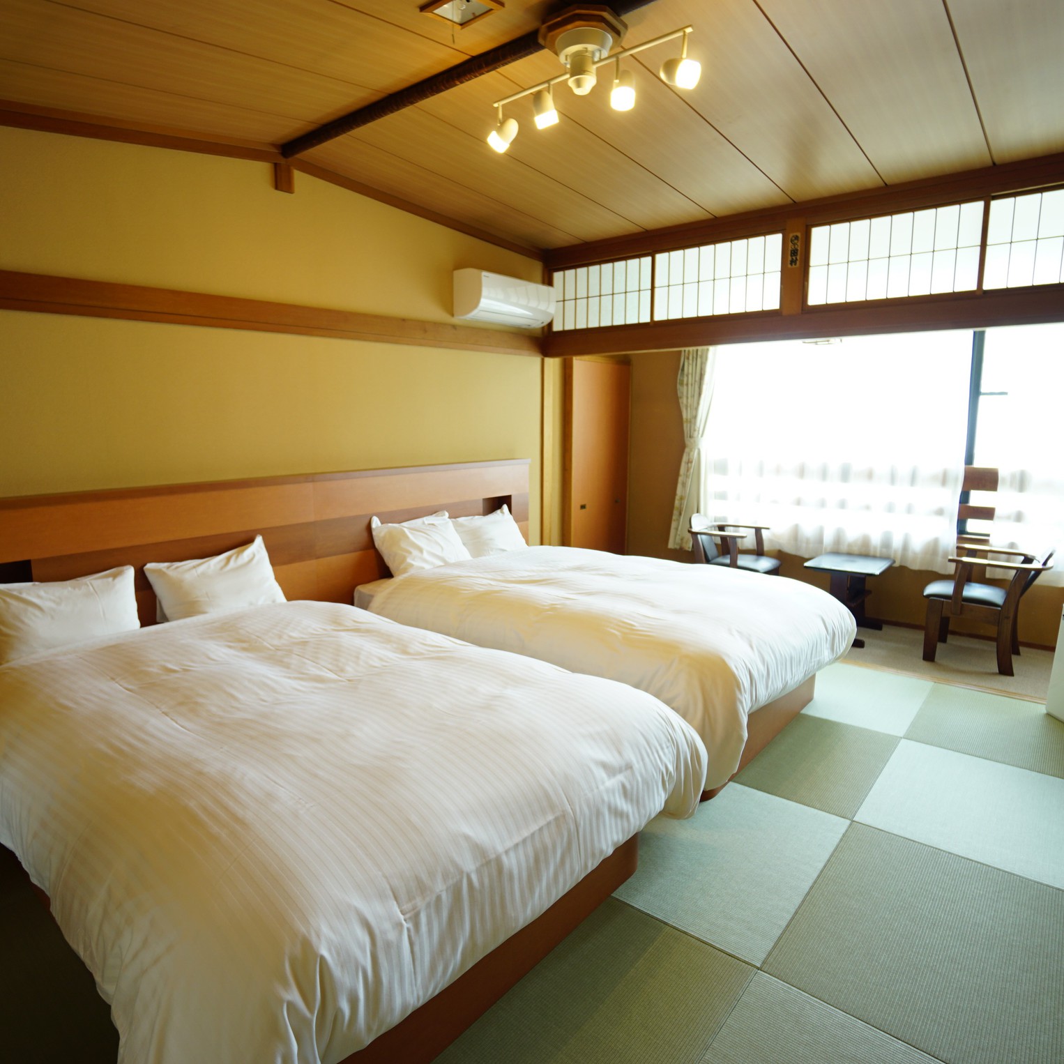 Hirugami Onsen Otogitei Kofu Stop at Hirugami Onsen Otogitei Kofu to discover the wonders of Iida. The property features a wide range of facilities to make your stay a pleasant experience. Service-minded staff will welcome and gu