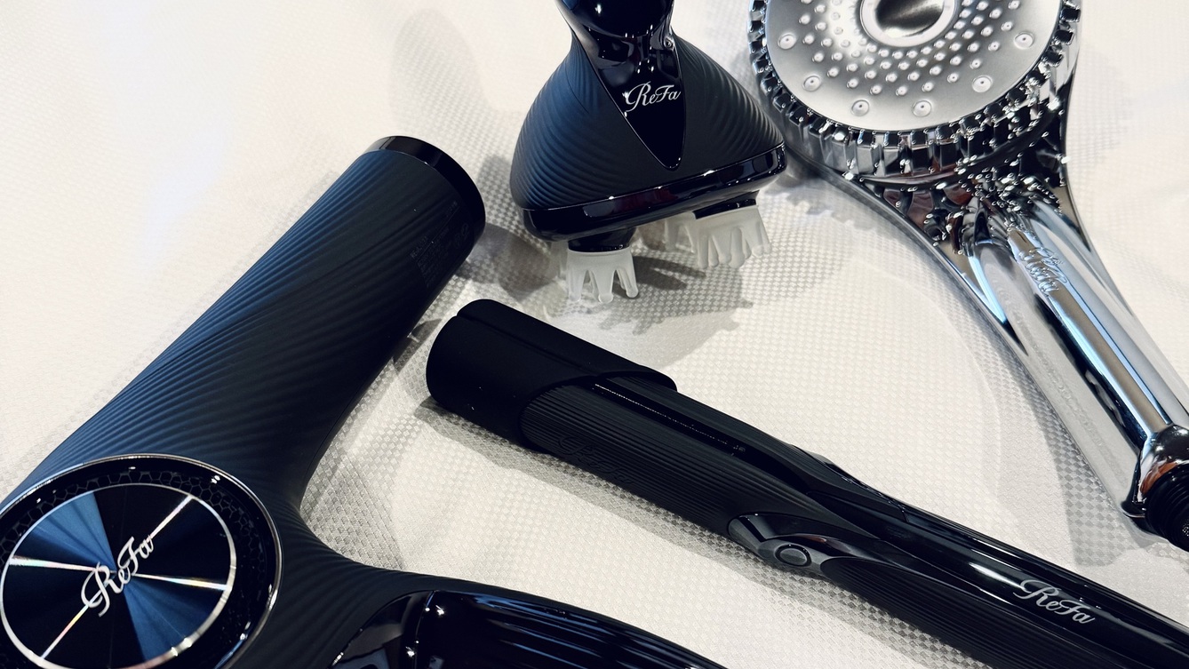 温泉半露天風呂付特別室〜「高雅」kouga 〜備え付けのReFa