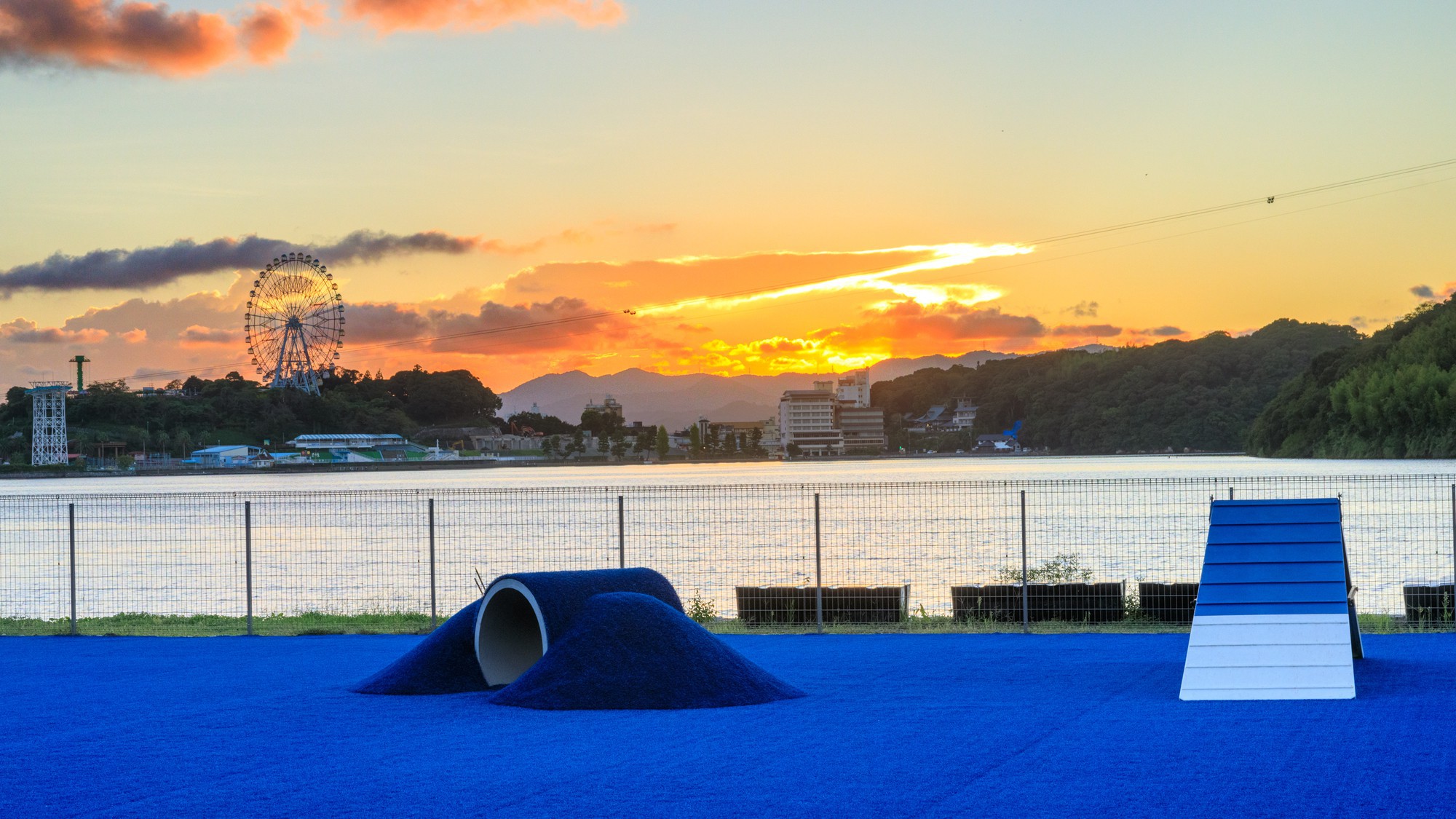 dog park  夕凪（浜名湖の畔に位置するドッグパーク）
