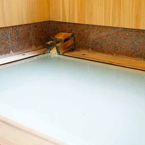 ［女性内風呂］