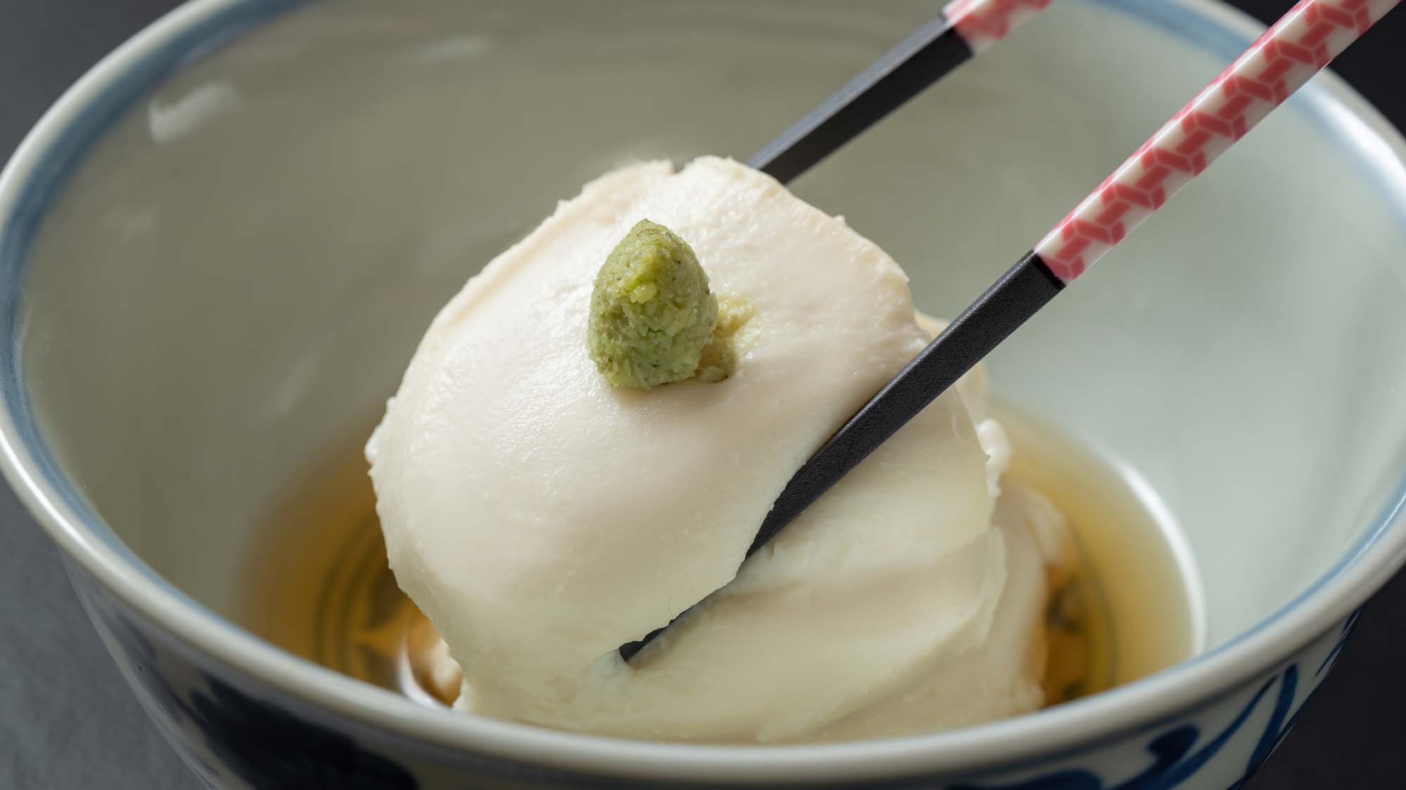 【料理】地元の生乳を使用した名物料理 五頭山麓牛乳豆腐