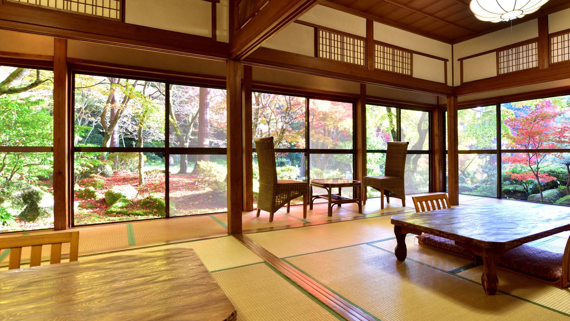 【離れ松涛亭】各階１６畳で広々とご利用いただけます。明治の上質な時を感じます。