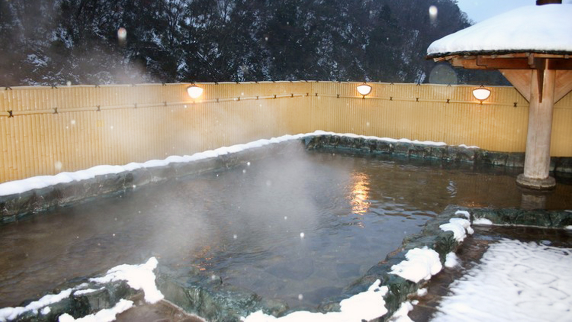 露天風呂 冠月の湯