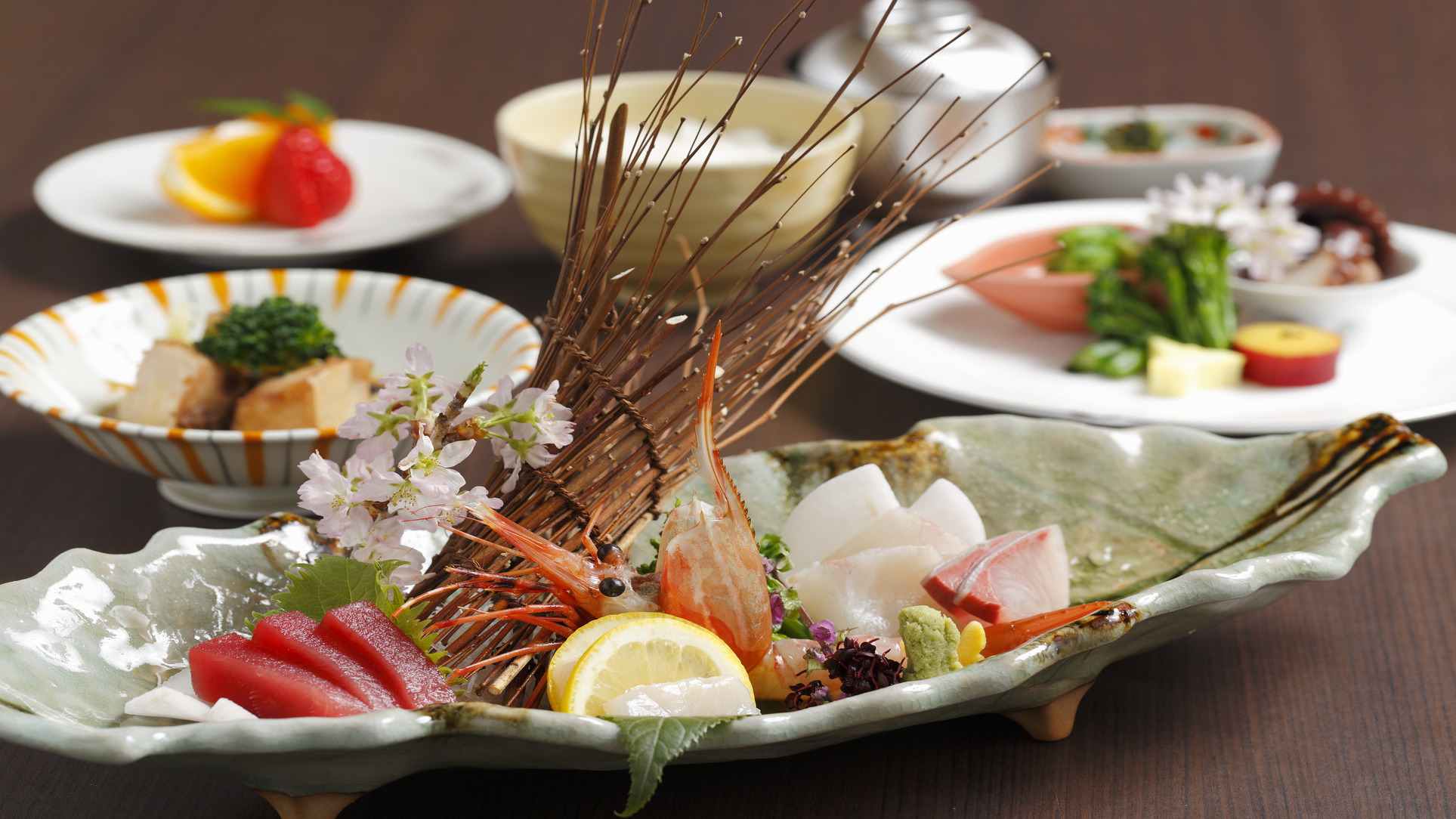日本料理「旬彩」の「お造里御膳」（イメージ）