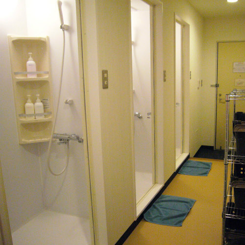 シングルB専用【シャワー室】４階４２３号室