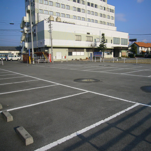 第一駐車場（本館前）