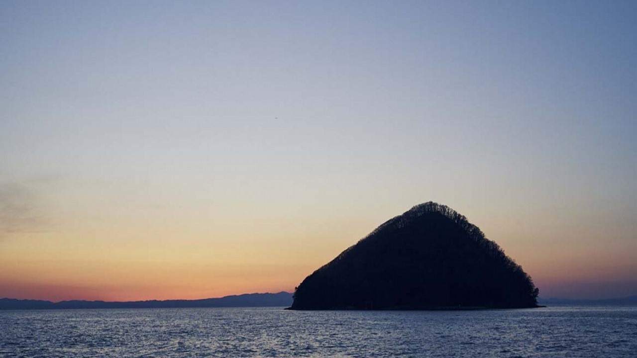 春の湯ノ島