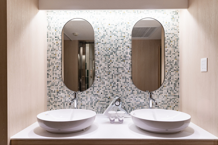 本館／ロイヤルSaunaツインルーム〜花京院〜