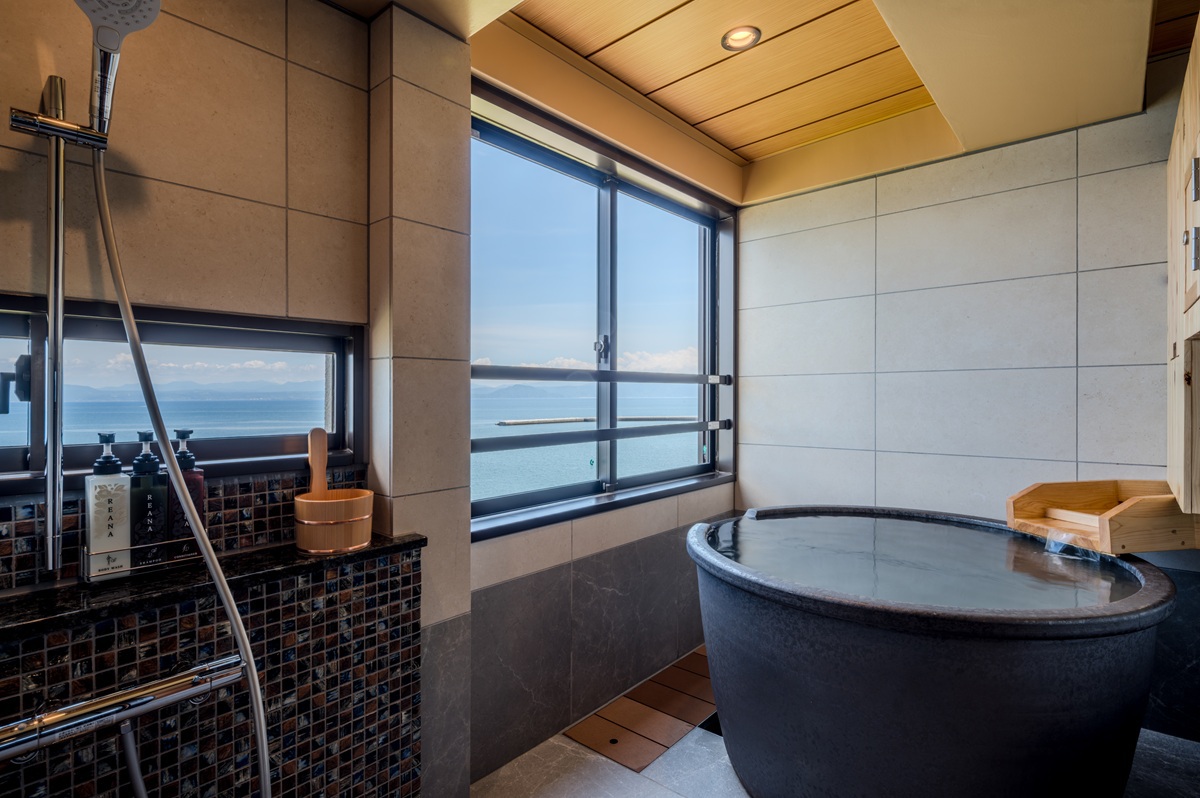 半露天風呂付き洋室〜汀乃音〜 