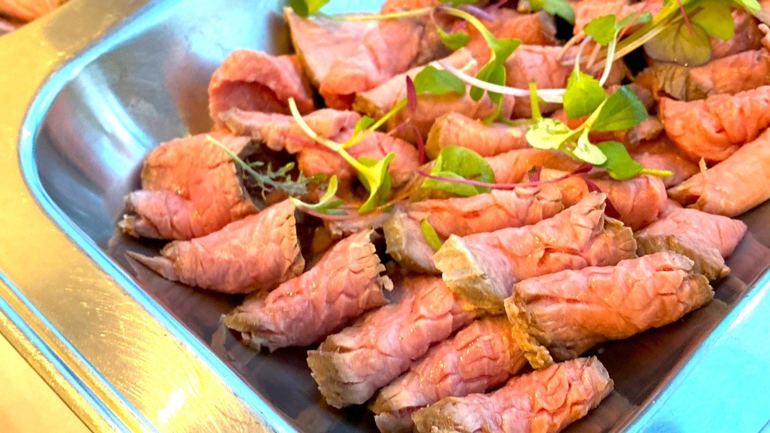 週末限定ローストビーフ