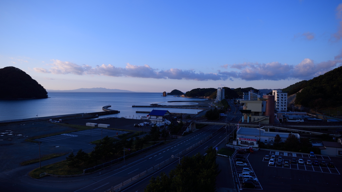 海側和室・温泉大浴場より望むダイナミックな風景