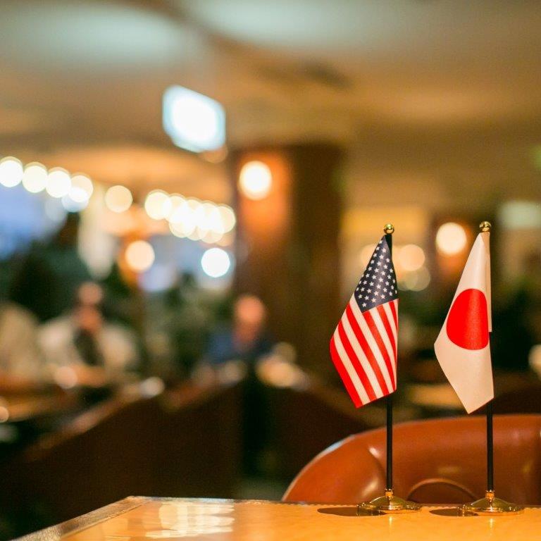 アメリカと日本の文化の交差する横須賀
