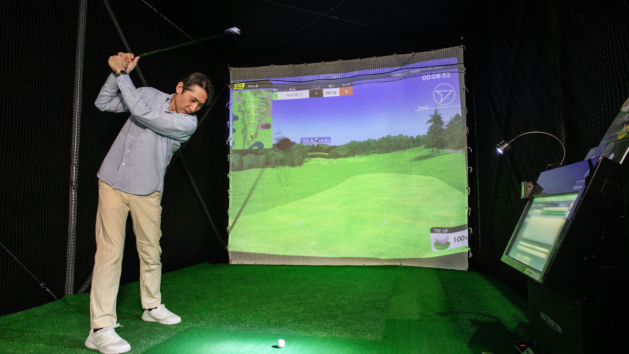 スポーツプラザ「シミュレーションゴルフ」