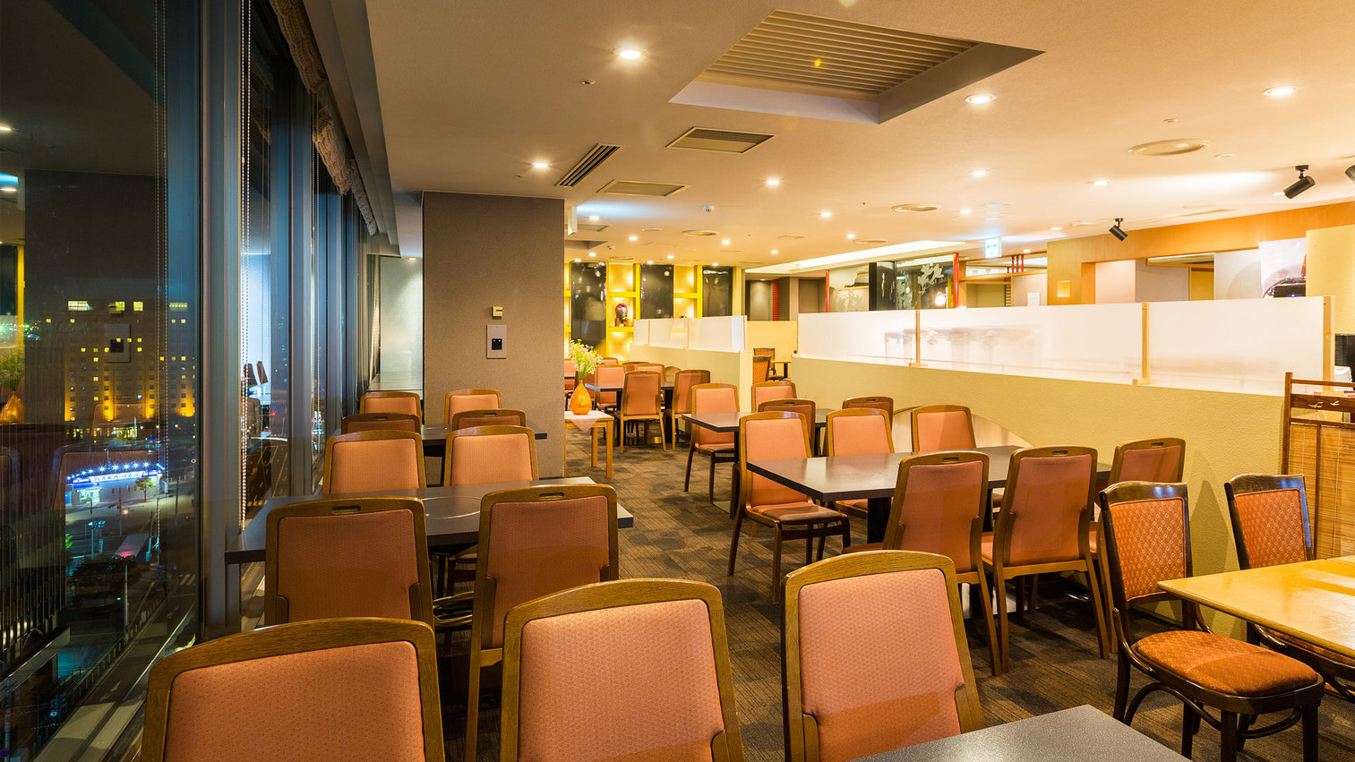 見晴らしの良い10Fレストラン「いちばん」