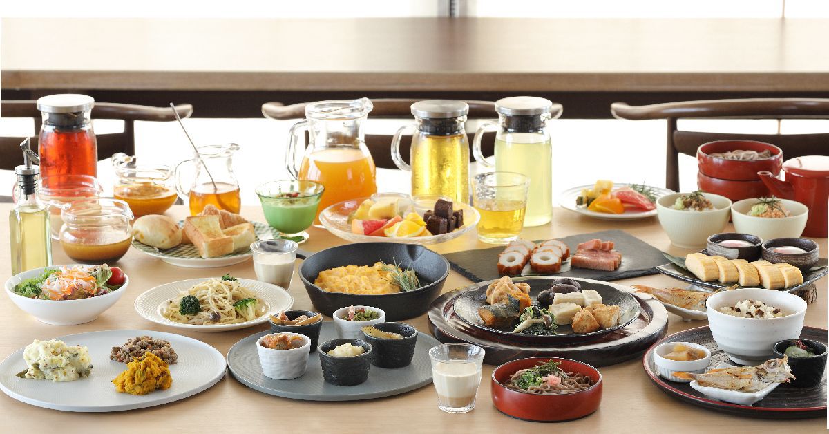 【朝食】フレンチベースのメニューや地元食材を使った健康和食など手づくり料理をご準備しております。