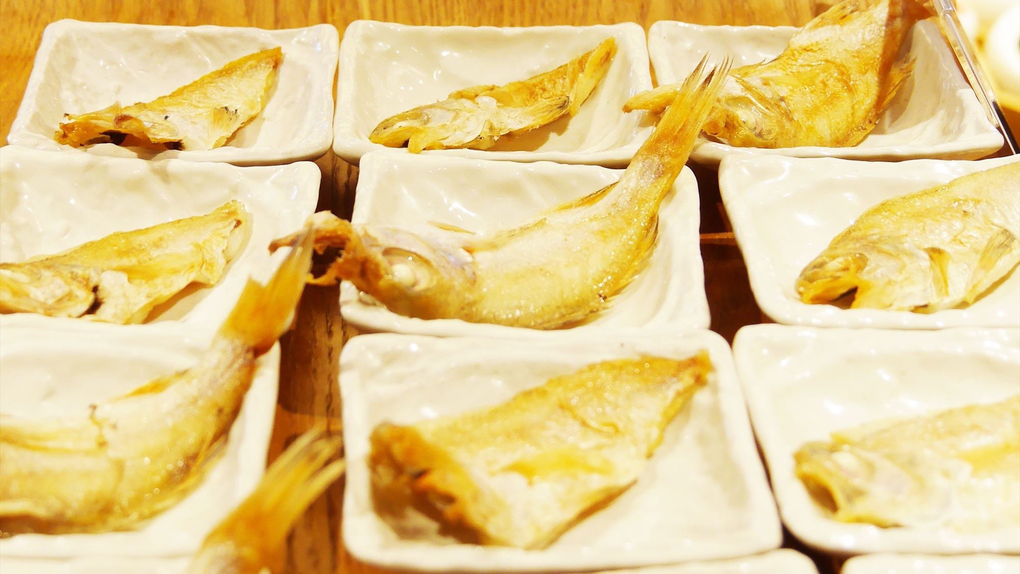 【人気の朝食バイキング】のどぐろなど地元食材をお楽しみ下さい！