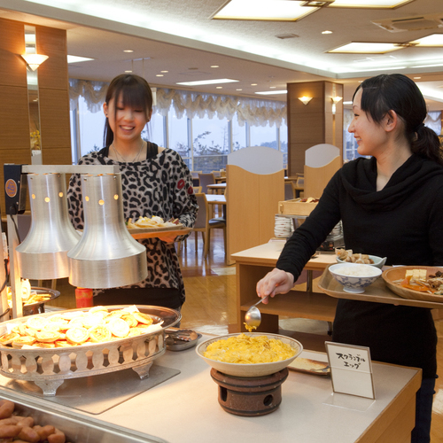 朝食ビュッフェ