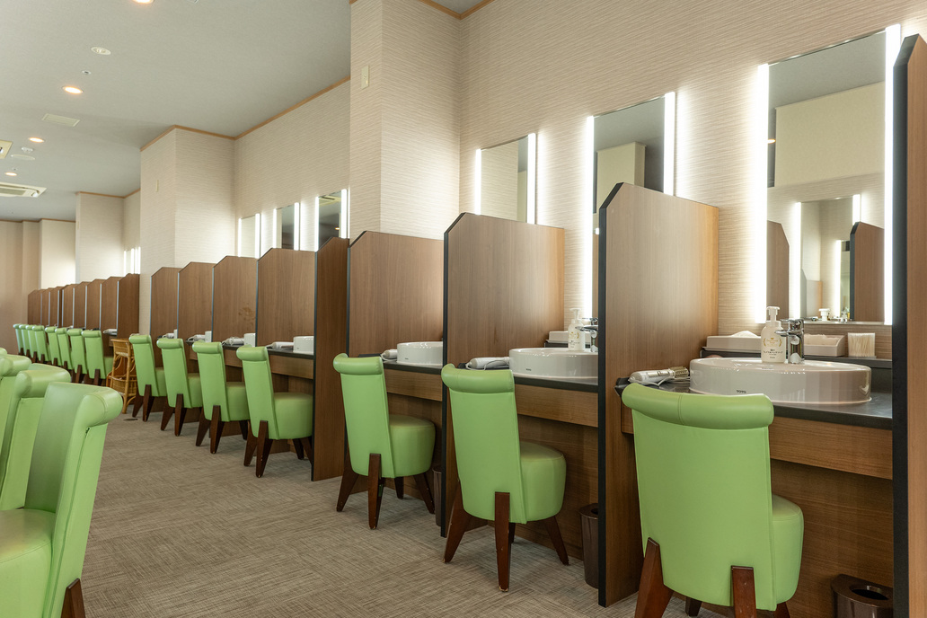 女性パウダールーム