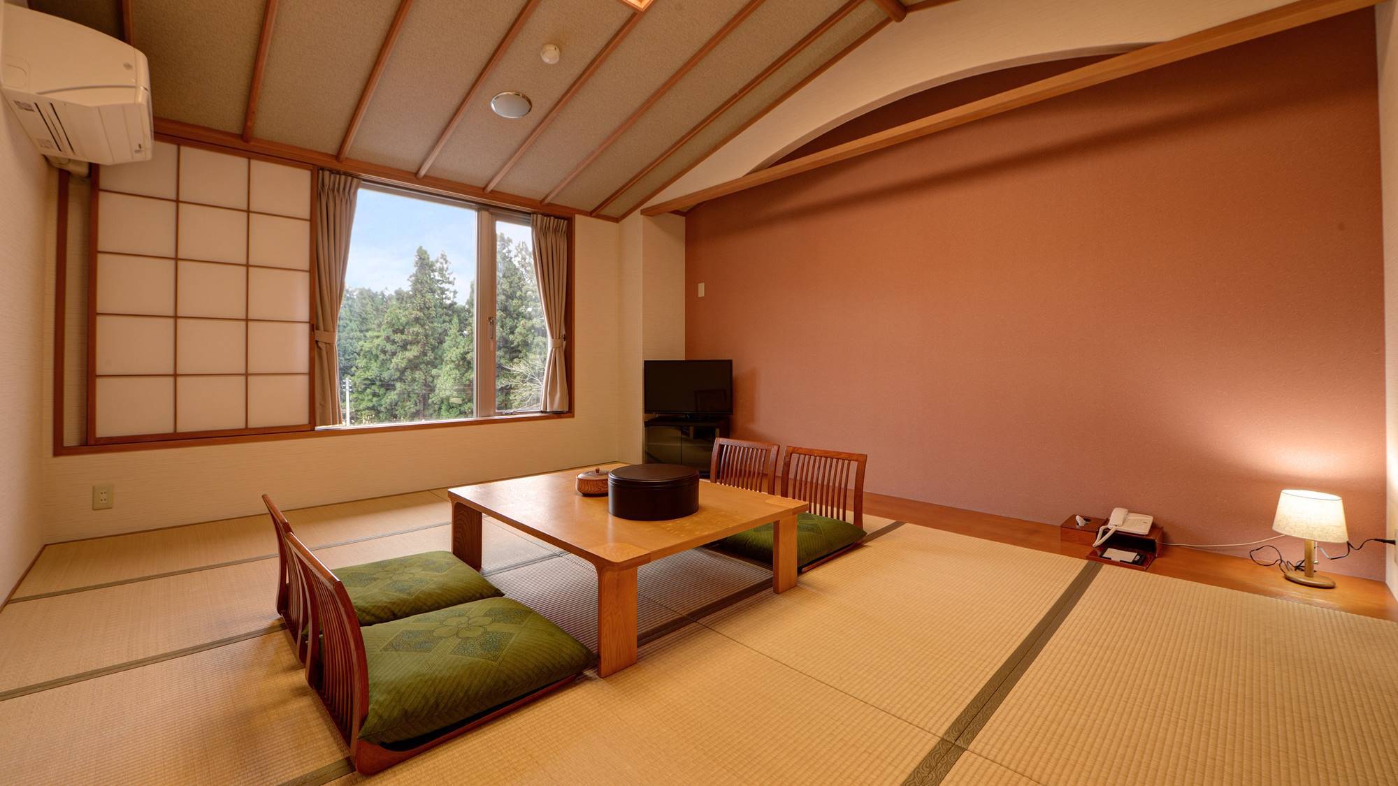 Kamiyu Onsen Club Interior 1