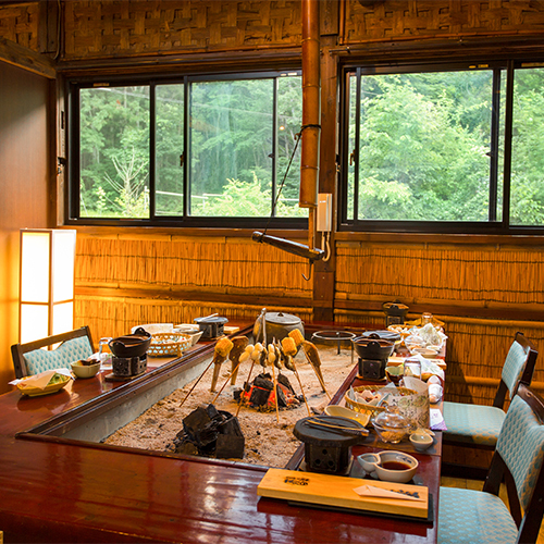 夕食処『平家隠れ館の個室」の一例