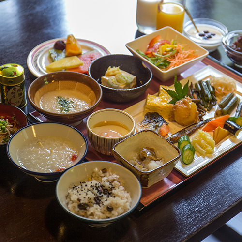 朝食は和定食（2020年6月〜写真は準備中）