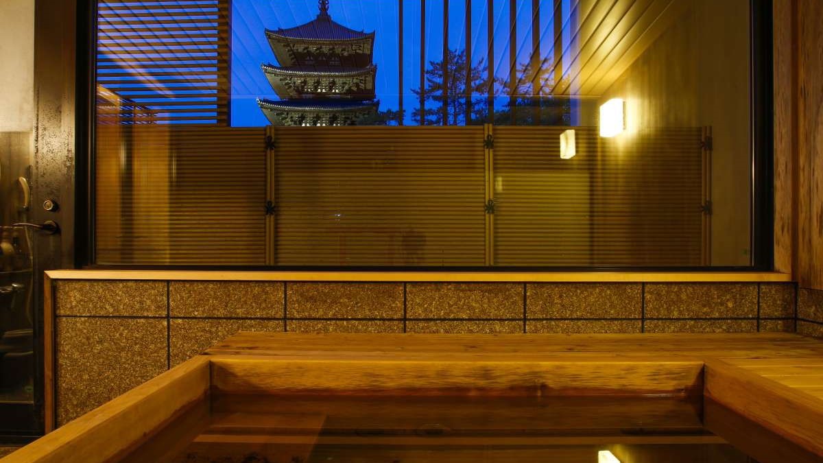 興福寺五重塔を望む4階貸切風呂
