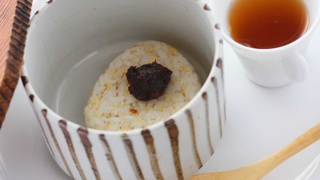 【ディナー例】お肉の後はご飯ものです。洋風と和風をお選びいただけます。