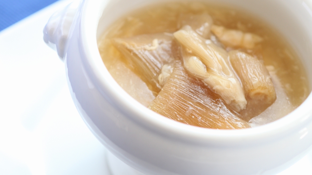 【2泊目ディナー例】スープ（創作フレンチならではのメニューもお楽しみください♪）