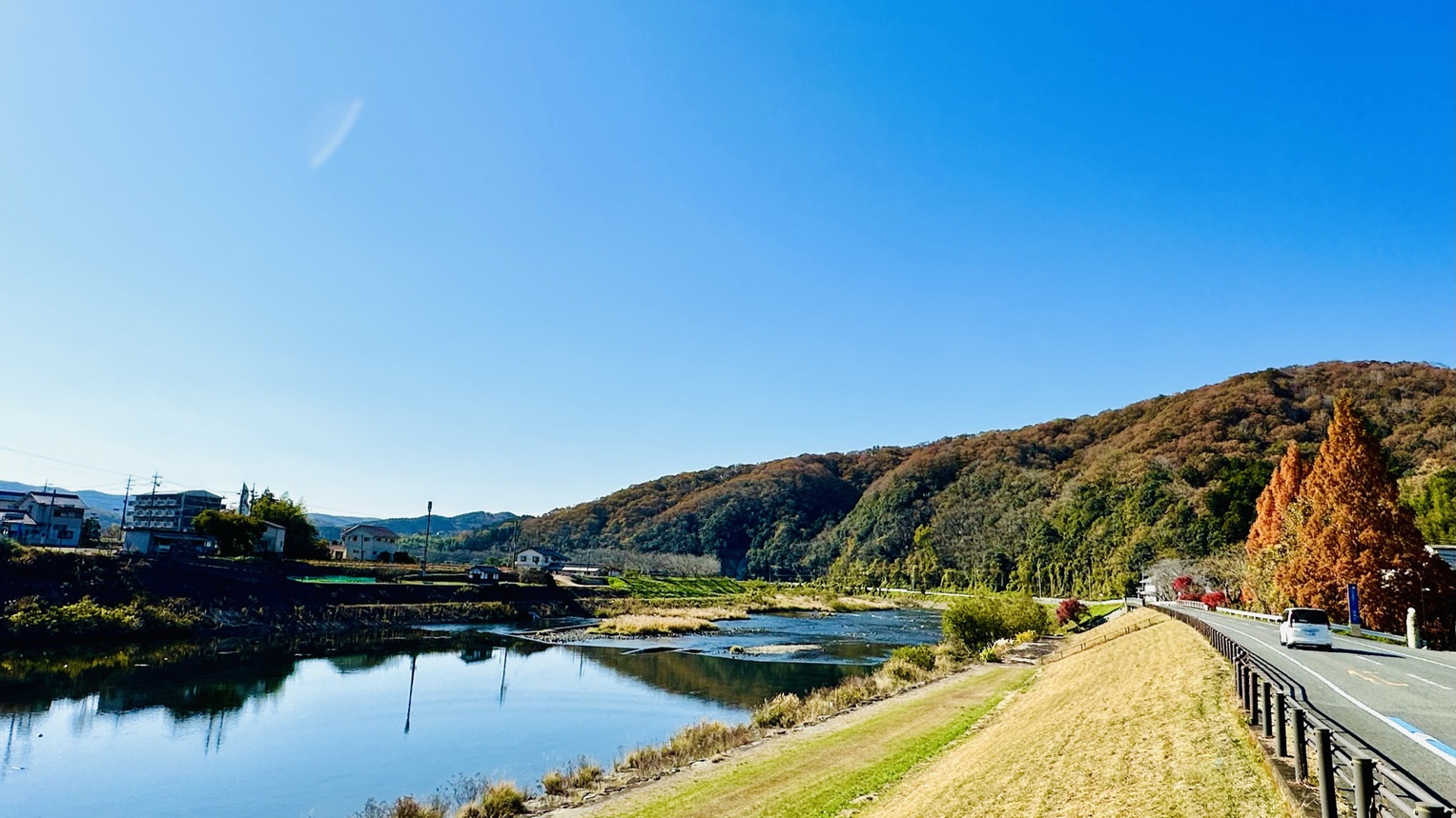 目の前を流れる吉野川