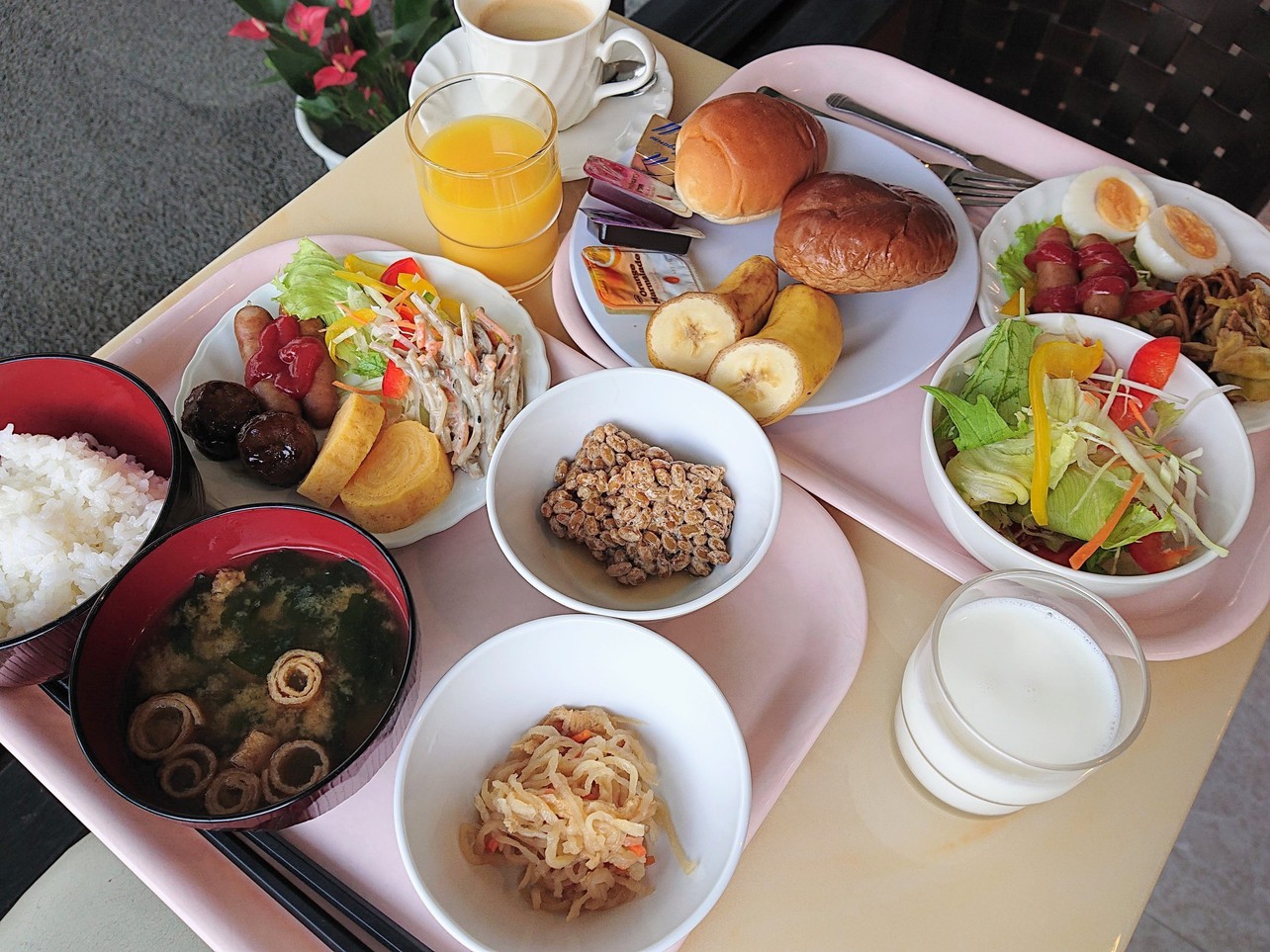 無料朝食（メニュー例）