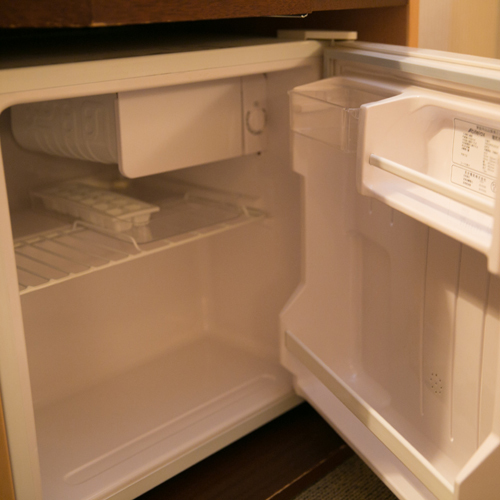 【ロイヤルインステーションプラザ】客室設備冷蔵庫