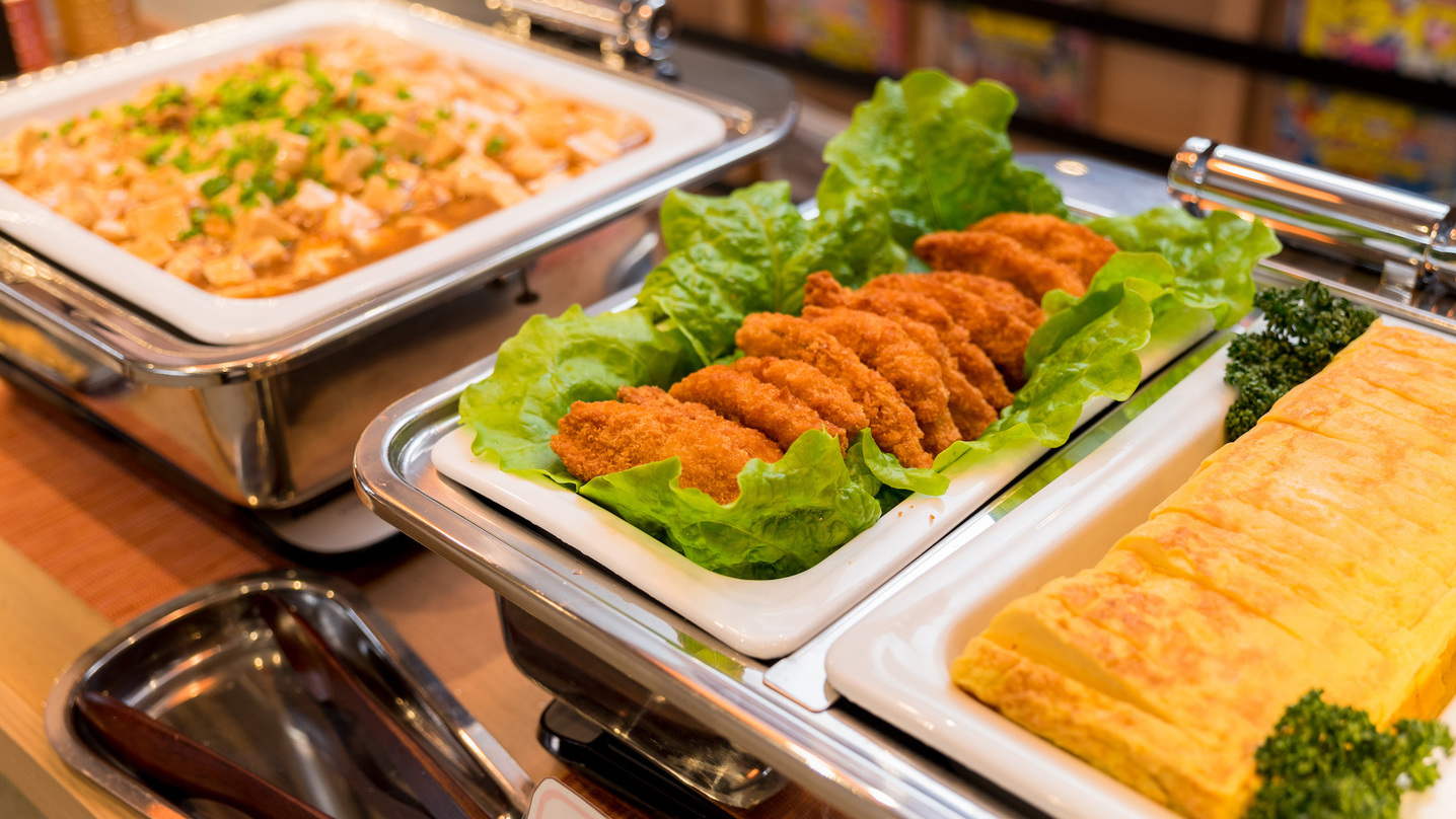 ご当地メニューなど日替わりバイキングで一日の活力を