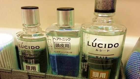 【男性浴場】男性用の化粧水・ヘアトニック