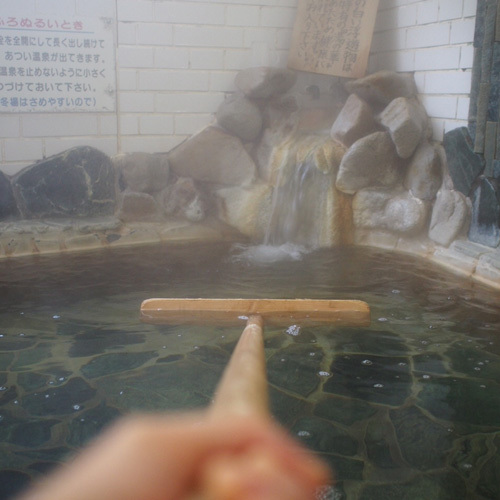 数ある白浜温泉の中でも最良質と言われている「甘露の湯」