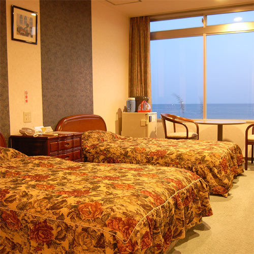 Ocean Hotel Iwato The 3-star Makurazaki Kanko Hotel Iwato offers comfort and convenience whether youre on business or holiday in Ibusuki. Offering a variety of facilities and services, the property provides all you ne