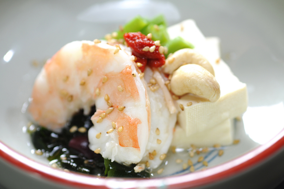 【薬膳料理】海老と豆腐のサラダ
