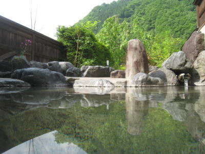 露天風呂（写真は女湯）