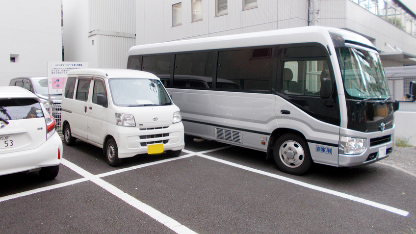 ホテル駐車場